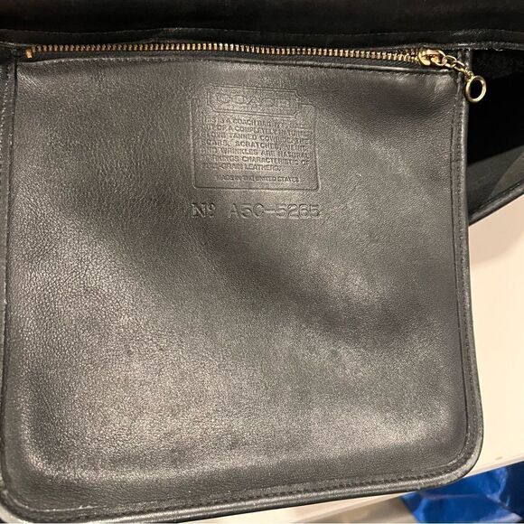 RARE Coach Vtg Leather Messenger Briefcase Satchel unlined - Picture 3 of 15